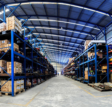 Industrials warehouse for distribution and storage